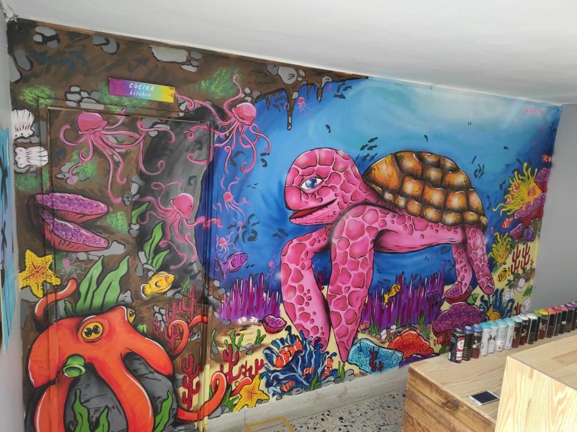 Key West Hostel Medellin Luaran gambar