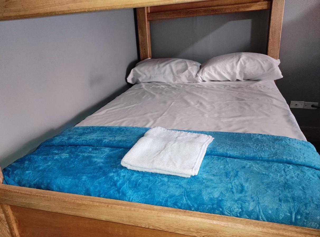 Key West Hostel Medellin Luaran gambar
